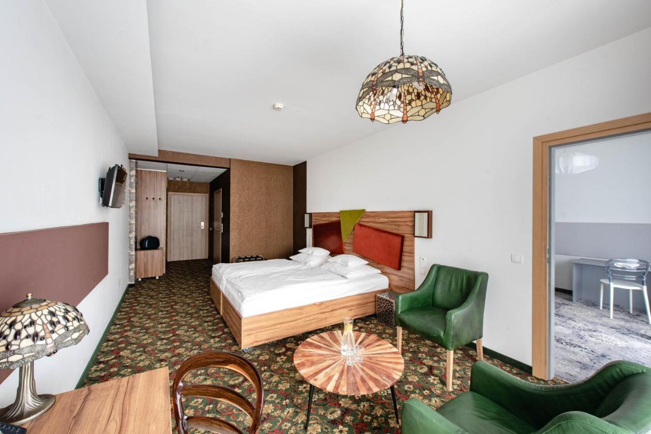 Hotel Lenart Wieliczka Exterior photo