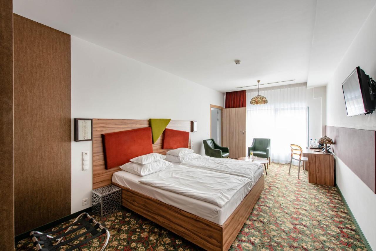 Hotel Lenart Wieliczka Exterior photo